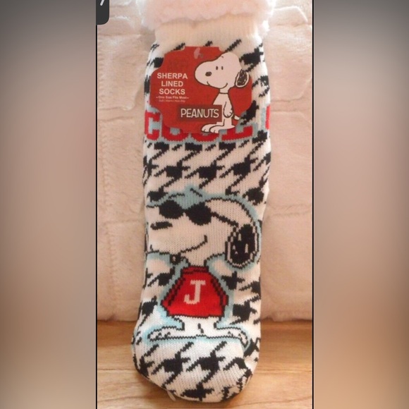 Peanuts Other - Peanuts Joe Cool Snoopy Houndstooth Sherpa Lined Socks